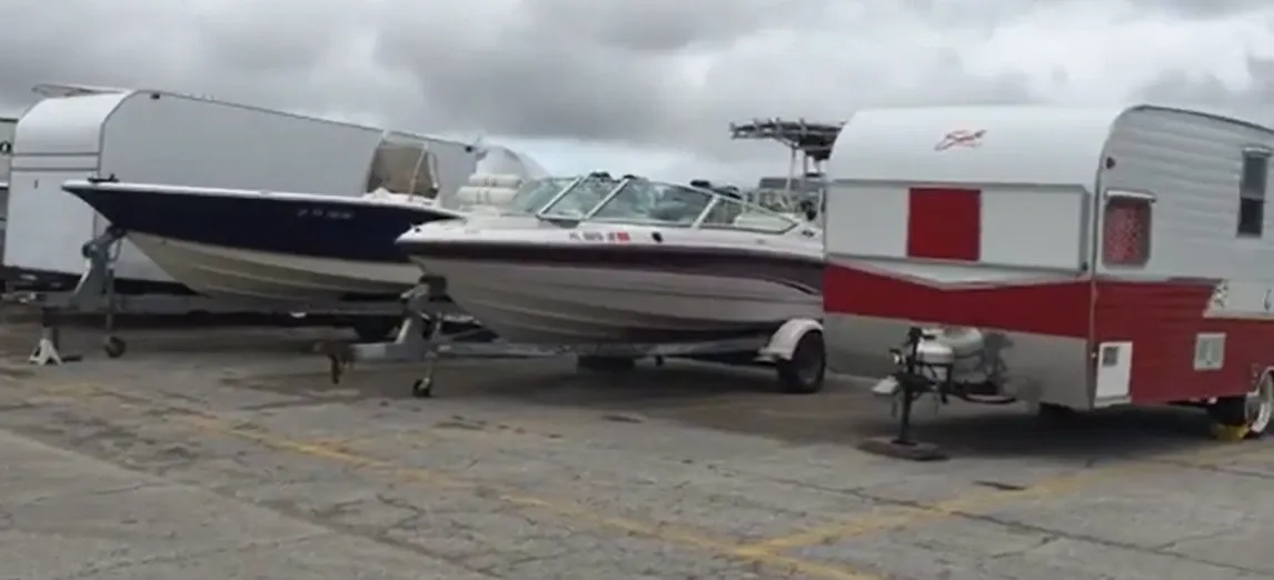 Boats-and-Campers-Parking